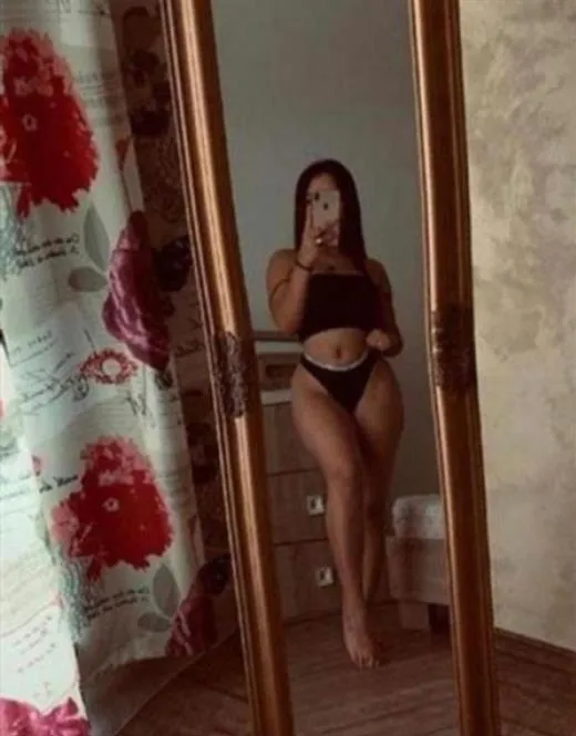 Escort Model Abedeh, Denmark - 4426