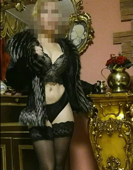 Escort Model Aixien, Germany - 1316