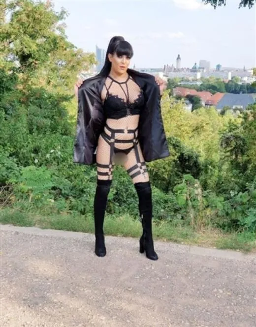 Escort Amadora, Italy - 5566