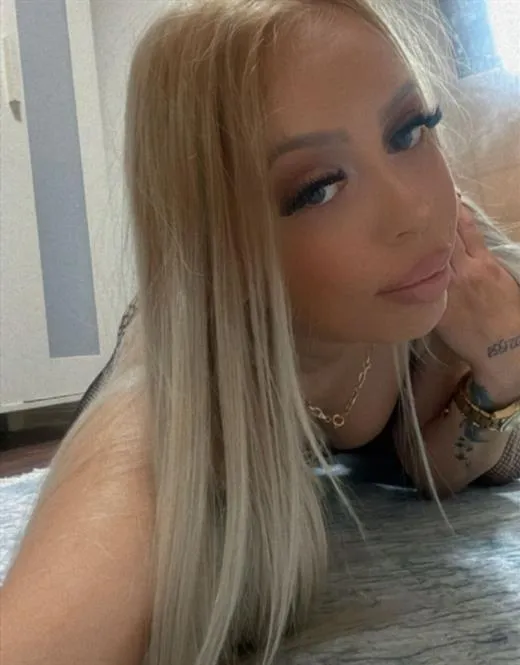 Escort Aralyn, Switzerland - 463
