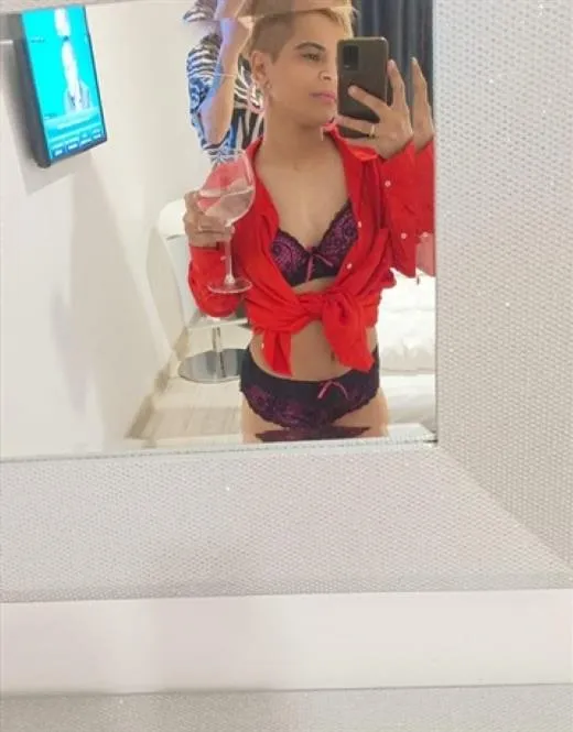 Escort Model Arnaldina, Malaysia - 8066