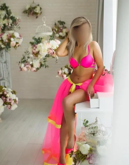 Atyeh, escort in France - 17654