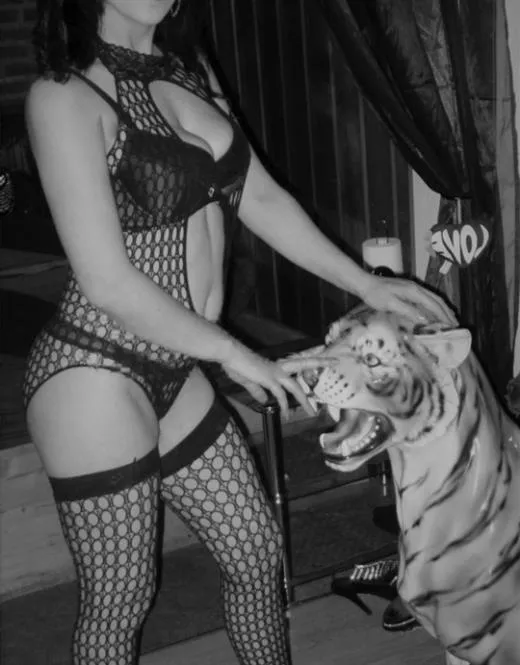 Chatrina, horny girls in Netherlands - 1393