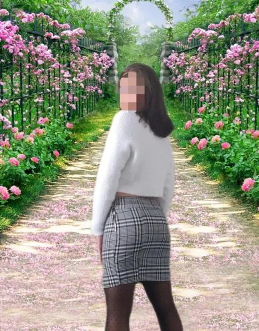 Damas, horny girls in France - 17423
