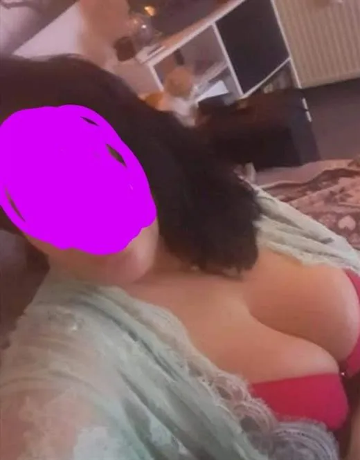 random escort 27