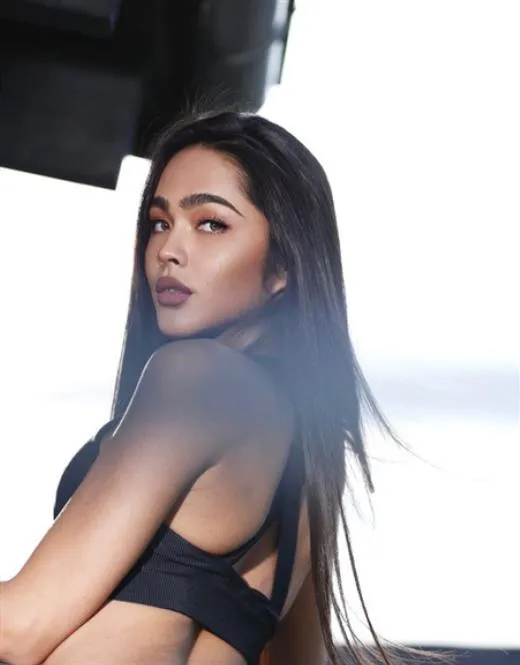 Escort Model Eanida, Austria - 6220