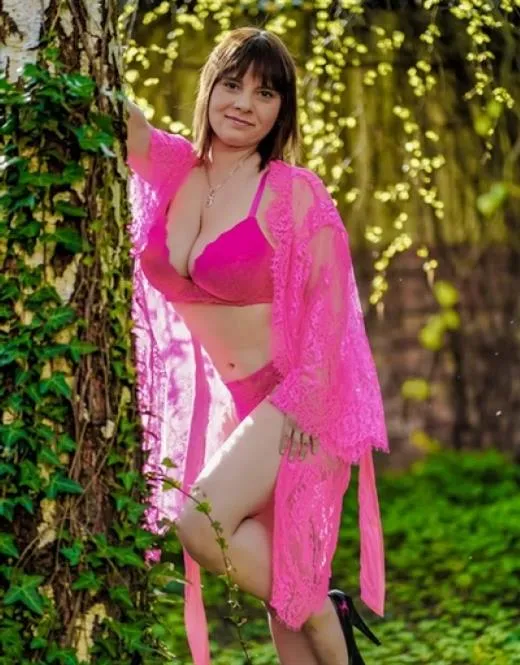 Escort Model Ejemen, France - 12580
