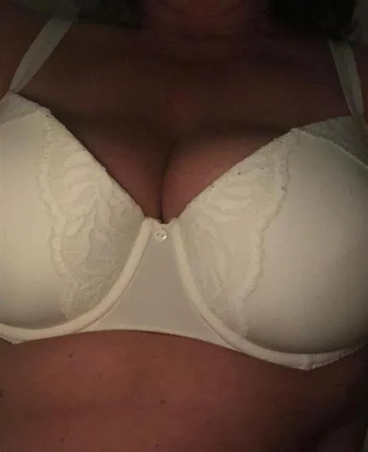 random escort 69