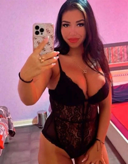 Helles, escort in Netherlands - 9554
