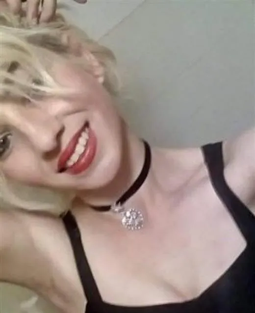 random escort 11