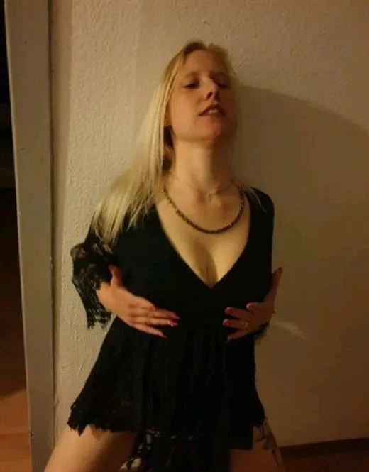 Escort Model Jurimart, Luxembourg - 9688