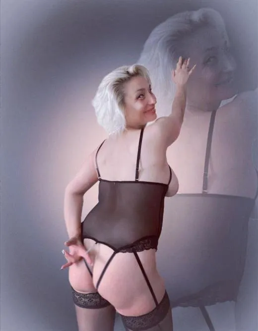 Escort Model Kaltrina, Portugal - 3234