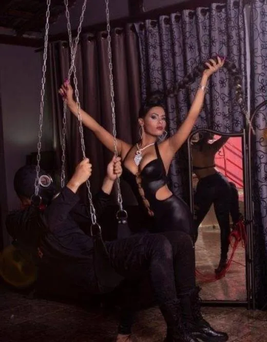 Karawee, escort in Bahrain - 13673
