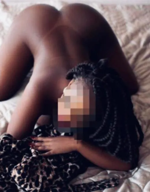 Kloudi, horny girls in Bahrain - 2572