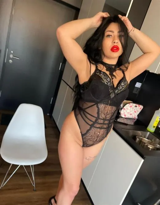 Escort Laisan, Germany - 2275