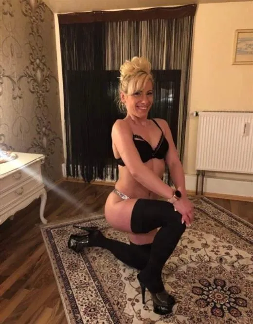 Love Lee, sex in France - 12234