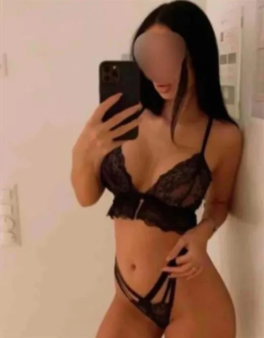 Mancy, horny girls in France - 6860