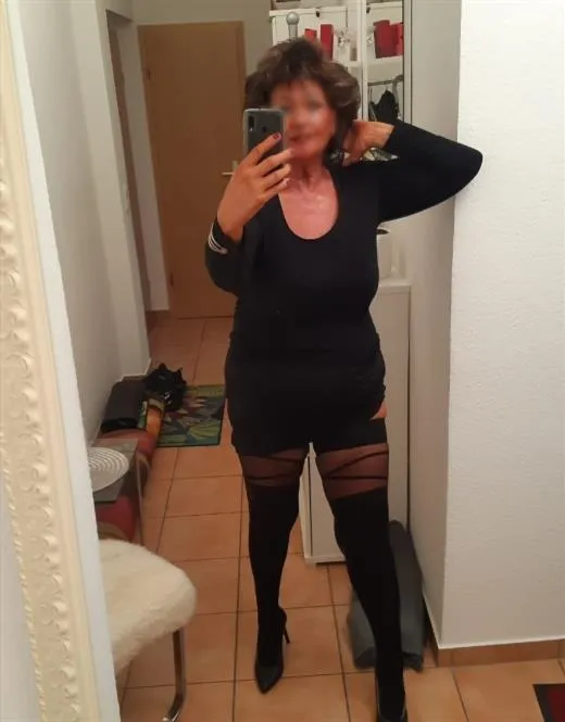 Escort Meawad, Netherlands - 2609