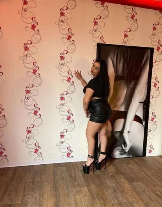 Mesheline, escort in Germany - 16795
