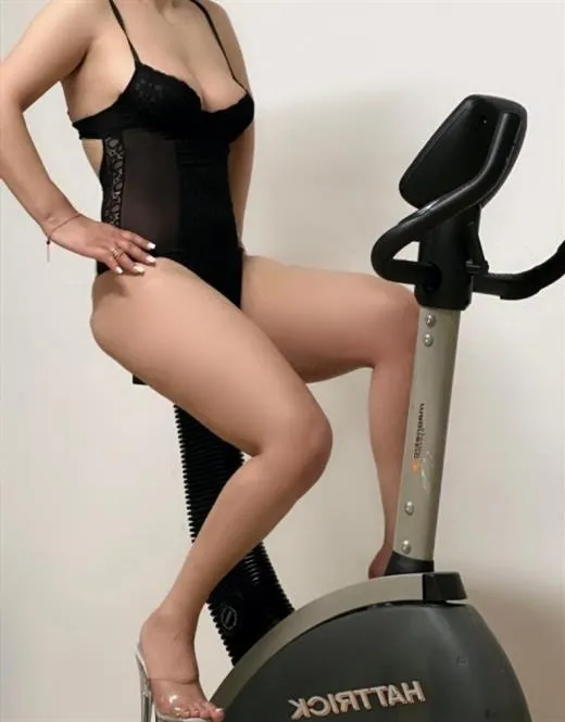 Escort Model Navanna, Germany - 9621