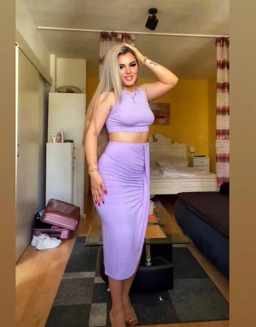 Escort Model Nissrin, Ireland - 17155