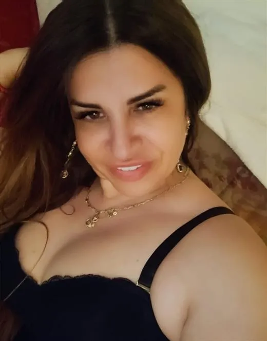 Escort Model Saharalnoor, Belgium - 15958
