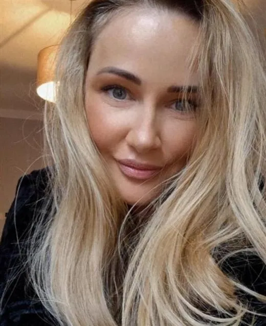 Sedida, horny girls in Austria - 9834