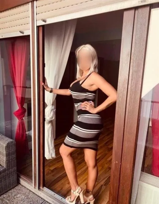 Shahina, horny girls in Austria - 13797