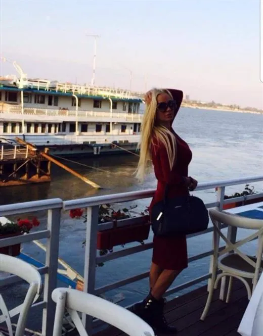 Shoonee, escort in France - 16242