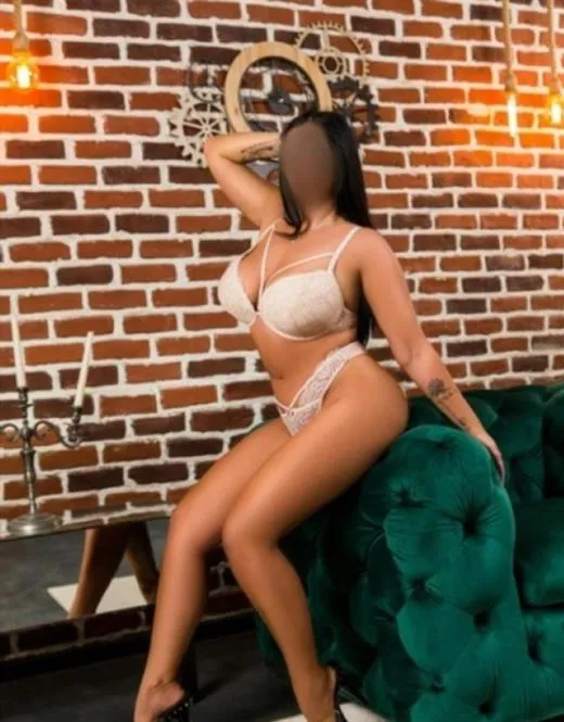 Solei, horny girls in Italy - 19375