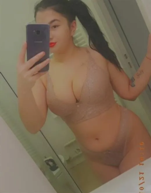 Escort Model Tikue, Germany - 18109