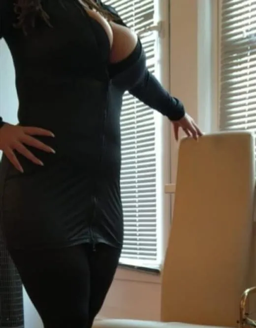 Escort Tomruthai, Switzerland - 3537