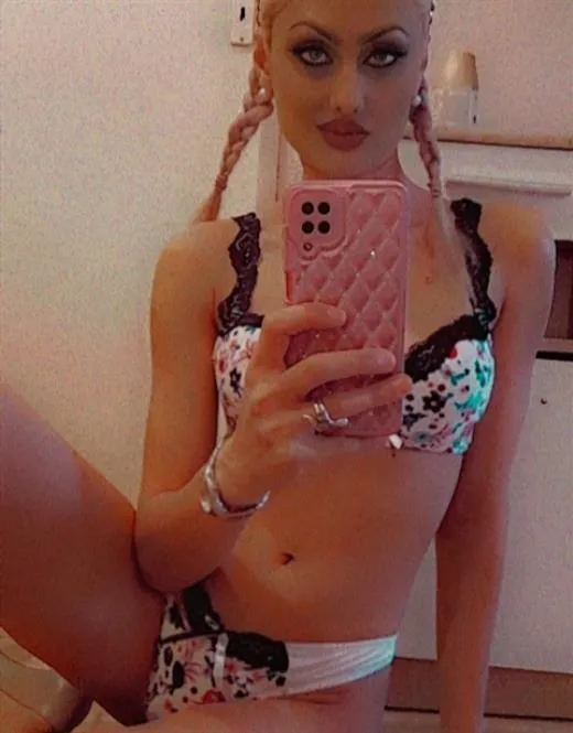 Viktoria Oxana, horny girls in Belgium - 16395