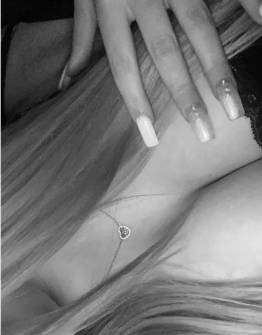 Vip, horny girls in Portugal - 10410