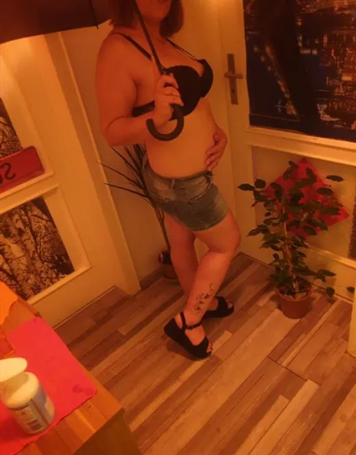 Escort Ying Li, Switzerland - 6432