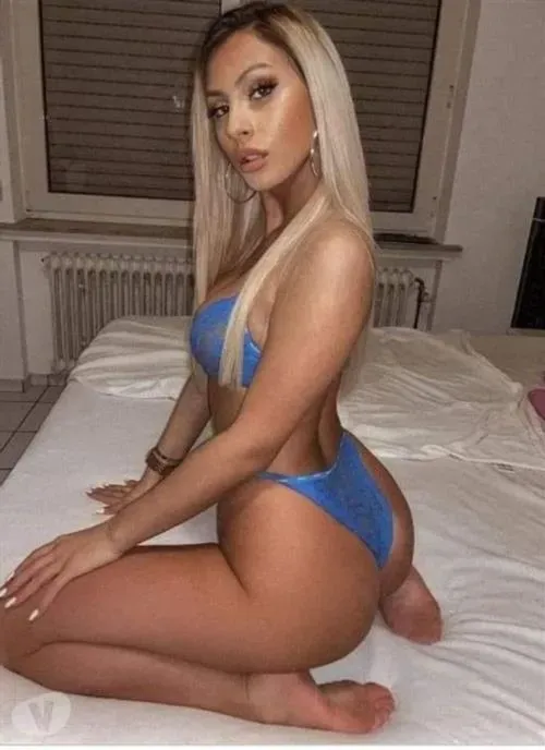 Naielet escort