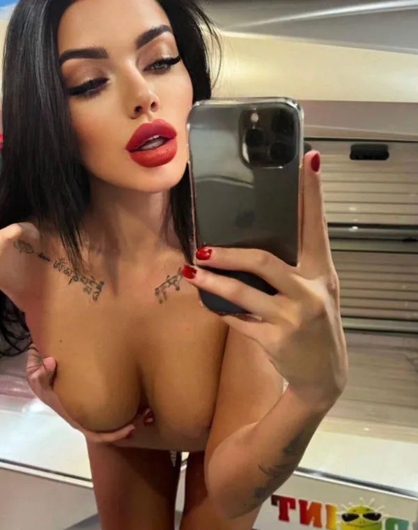 Eulie escort